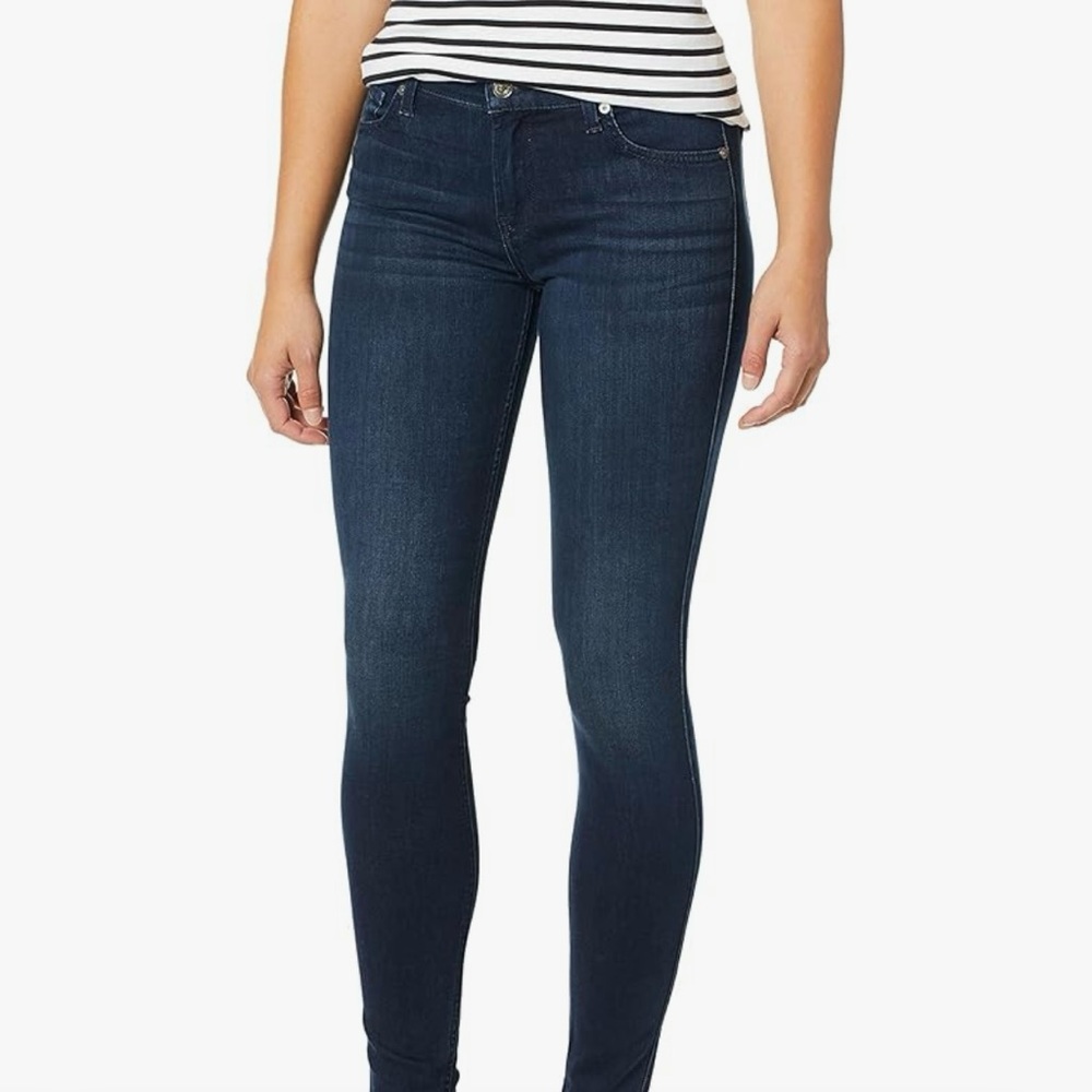 7 For All Mankind Women's Cropped
Gwenevere Dark Wash - Size 27 - Picture 4 of 9